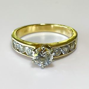 SOLD☀️Contemporary 14k CZ Engagement Ring 5g